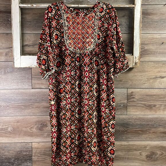 JMD Kaftan Tunic Dress Sequined Metallic Trim Southwestern Print Red Black Tan - Picture 1 of 10